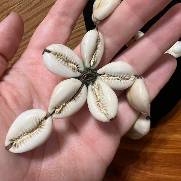 Vtg Wired Cowrie Shell Necklace & Wood Beaded Bracelet Hawaiian Aloha Lei Long - Picture 11 of 11